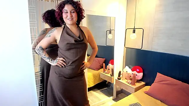 MissSavage  online show from 03-12-26, 07:40