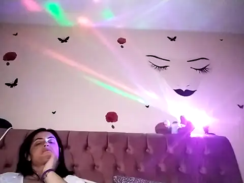 Snapshot of gini92 chatting on 12-03-25, 07:24 gini92 online show from 12-03-25, 07:24