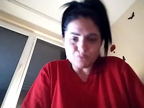 Snapshot of gini92 chatting on 12-02-25, 02:52 gini92 online show from 12-02-25, 02:52