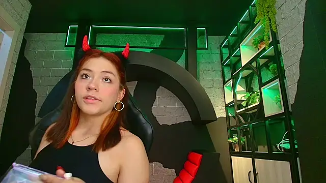 NaughtyNebula online show from 01-10-26, 07:09