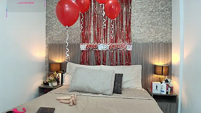 nicol alvarez online show from 02-16-26, 11:42