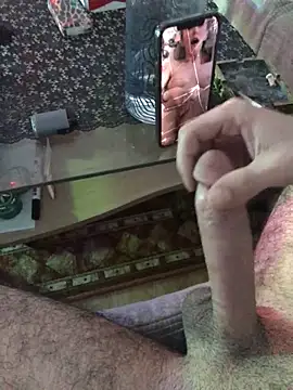 Snapshot of Ghost-Zero chatting on 01-06-26, 03:16 Ghost-Zero online show from 01-06-26, 03:16