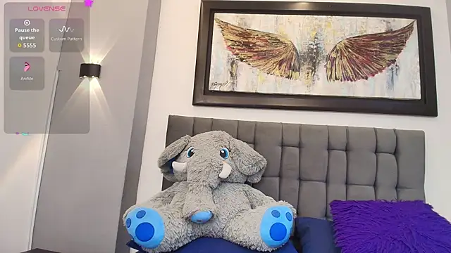 Andre cloefoxx  online show from 12-14-25, 04:29