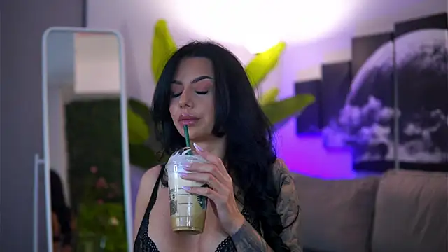 Snapshot of Ivy_Trix chatting on 02-04-26, 07:09 Ivy Trix online show from 02-04-26, 07:09