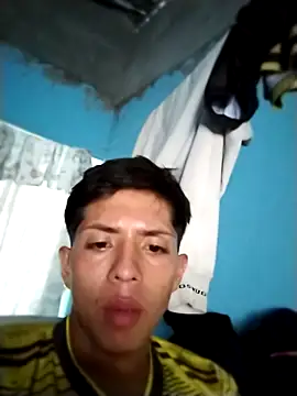 Manuelp0203 online show from 04-28-26, 09:41