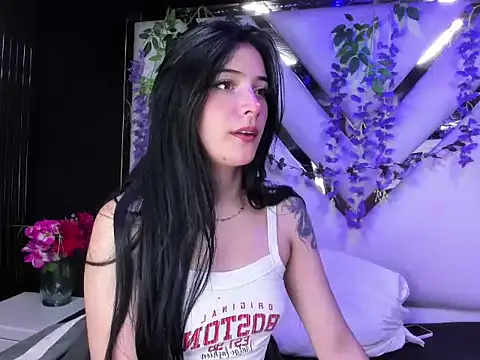 Snapshot of liinzy_rouse69 chatting on 02-24-26, 03:24 liinzy rouse69 online show from 02-24-26, 03:24