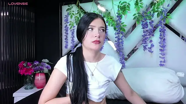 liinzy rouse69 online show from 03-31-26, 01:57