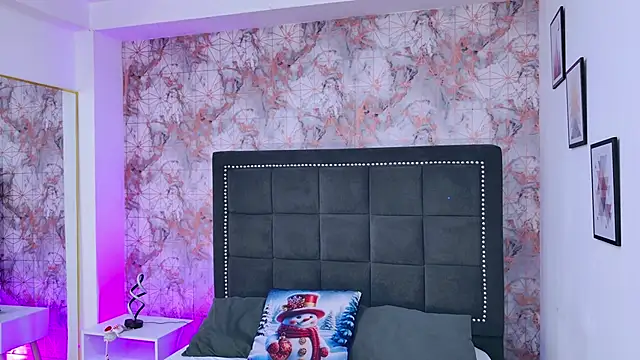 Emaa Vega online show from 01-09-26, 12:12