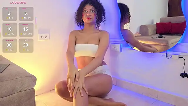 sara brown04 online show from 12-05-25, 08:39