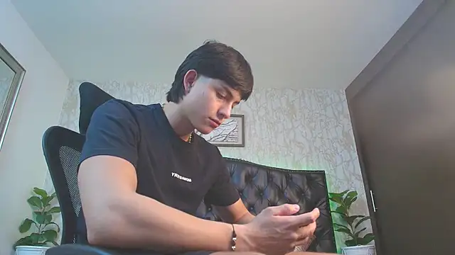 Lander Cruz online show from 02-17-26, 05:54