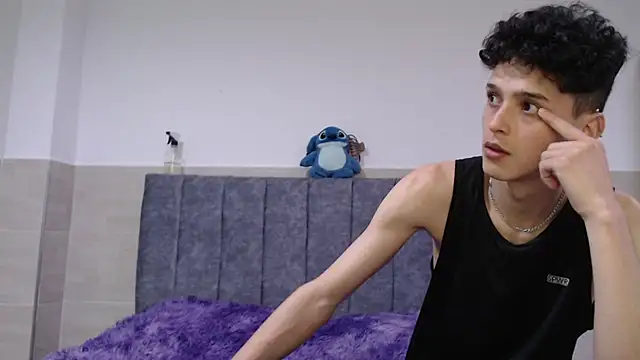 hottie couplee online show from 01-09-26, 10:06