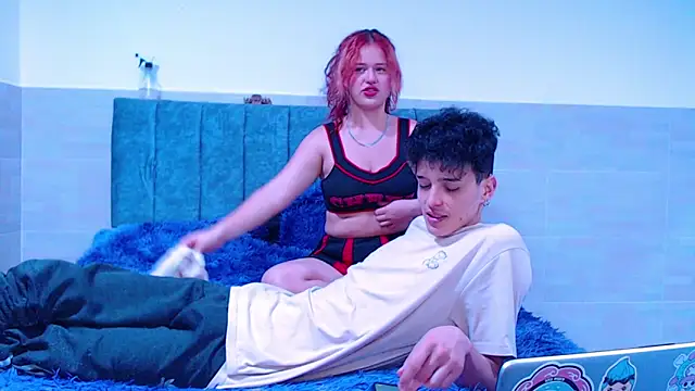 hottie couplee online show from 01-16-26, 07:18