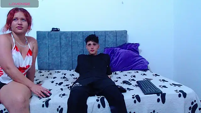 hottie couplee online show from 02-07-26, 11:02