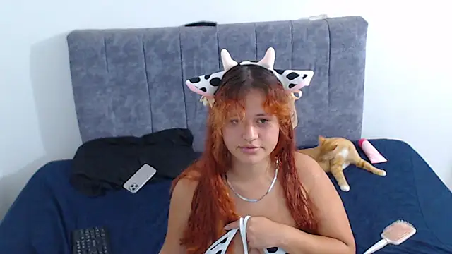 hottie couplee online show from 05-23-26, 10:42