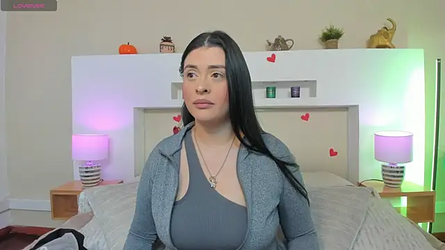 AnikaRomanoff  online show from 05-20-26, 11:40