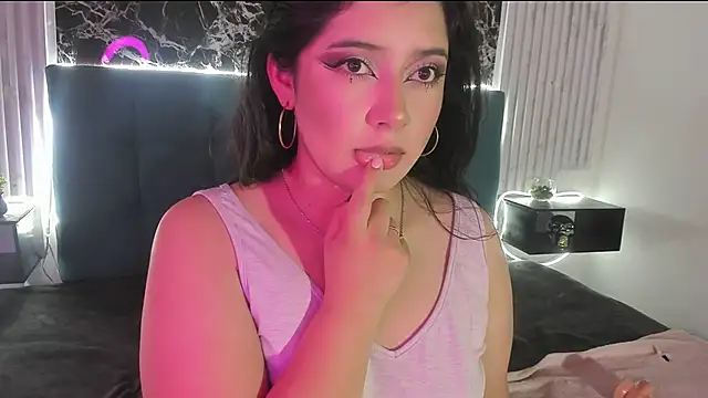 x Adeline  online show from 03-10-26, 04:55