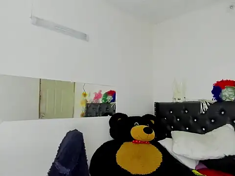 Snapshot of BlakeNoir_ chatting on 05-15-26, 01:03 BlakeNoir online show from 05-15-26, 01:03