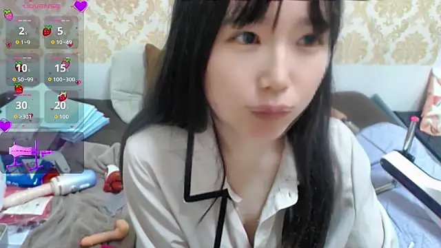 Snapshot of himaridesu chatting on 07-18-26, 05:38 himaridesu online show from 07-18-26, 05:38