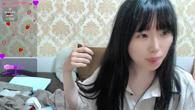 Snapshot of himaridesu chatting on 07-17-26, 05:32 himaridesu online show from 07-17-26, 05:32