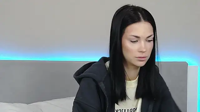 RachaelMils online show from 02-19-26, 04:09