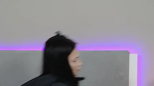 RachaelMils online show from 04-04-26, 03:57