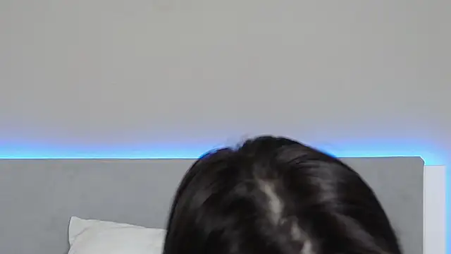 RachaelMils online show from 03-06-26, 04:07