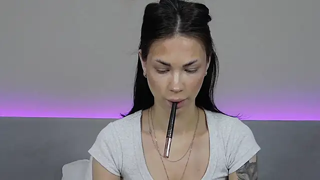 RachaelMils online show from 01-12-26, 04:08