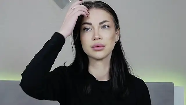 RachaelMils online show from 02-05-26, 03:57