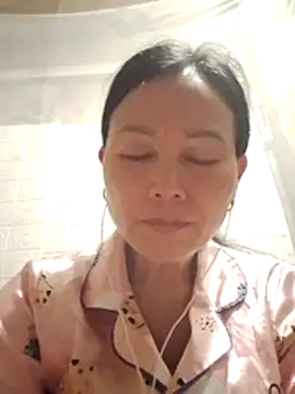 Lili-123k online show from 04-21-26, 08:59