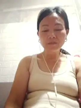 Lili-123k online show from 04-20-26, 08:21