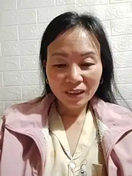 Lili-123k online show from 02-11-26, 08:31