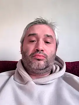 Snapshot of Olomoucak1982 chatting on 01-19-26, 02:54 Olomoucak1982 online show from 01-19-26, 02:54