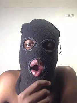 Pound5King online show from 04-07-26, 01:13