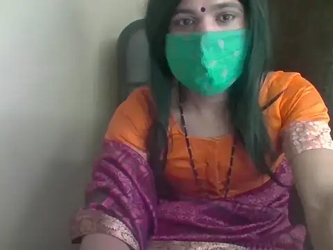 Snapshot of Lovely_Ladyboy_star chatting on 02-11-26, 06:30 Lovely Ladyboy star online show from 02-11-26, 06:30