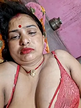 Your-shreya143 online show from 05-17-26, 10:21