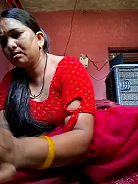 Your-shreya143 online show from 07-28-26, 10:45