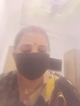 Your-shreya143 online show from 02-12-26, 05:51