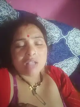Your-shreya143 online show from 07-13-26, 10:42