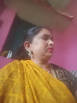 Your-shreya143 online show from 06-15-26, 11:32