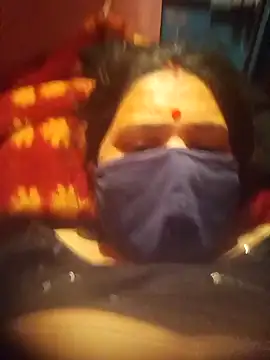 Your-shreya143 online show from 12-18-25, 02:43