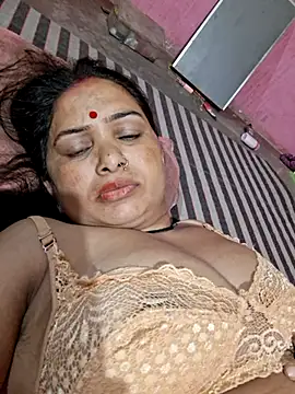 Your-shreya143 online show from 06-19-26, 09:31