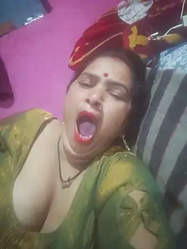 Your-shreya143 online show from 06-30-26, 11:27