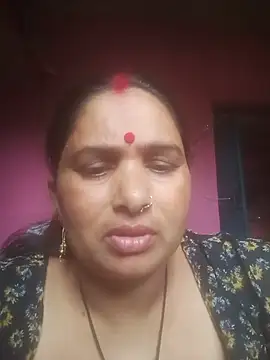 Your-shreya143 online show from 07-08-26, 10:27