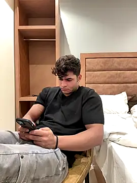 Anshtease online show from 12-18-25, 07:24