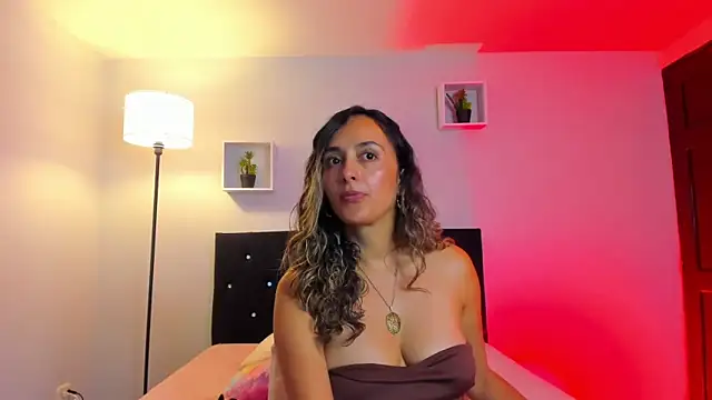 Victoria Rose  online show from 05-11-26, 04:04