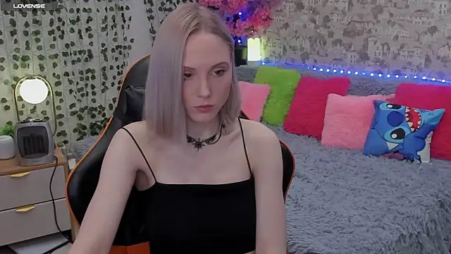 Gina Gina love online show from 06-02-26, 01:16