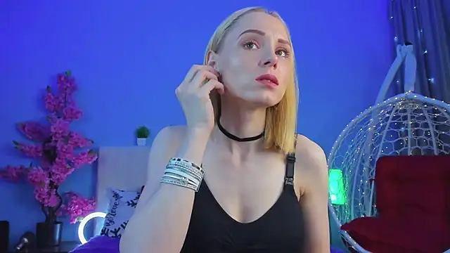 Gina Gina love online show from 02-07-26, 01:02