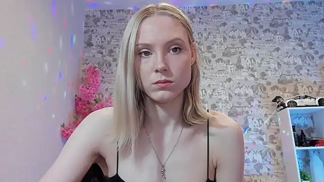 Gina Gina love online show from 05-06-26, 01:09