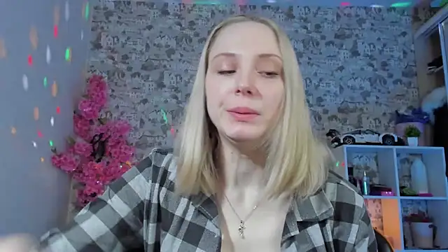 Gina Gina love online show from 04-23-26, 02:07