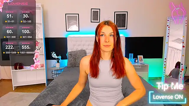 KiraNeeww online show from 06-05-26, 04:50